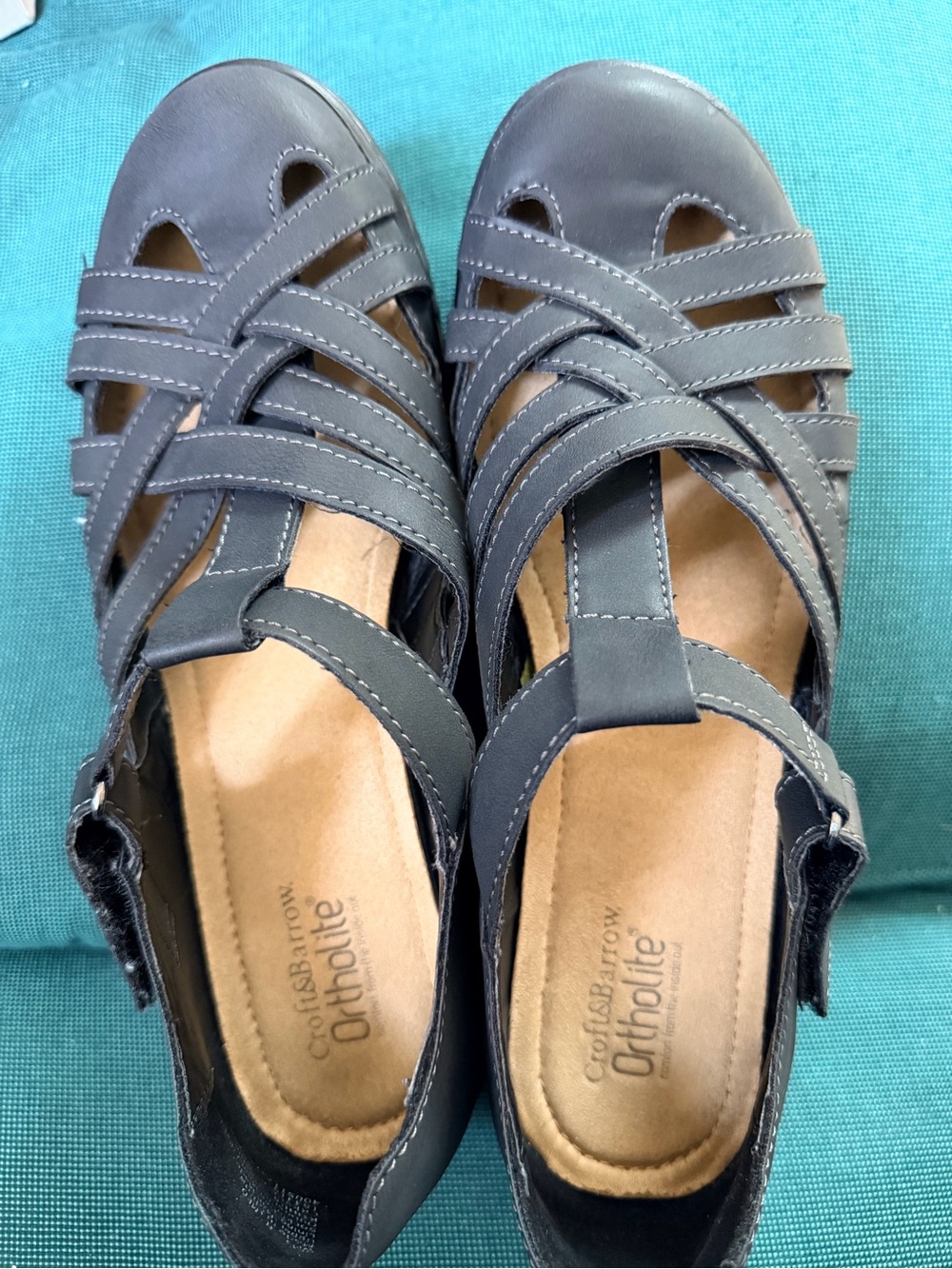 Women’s Size 8 Croft & Barrow Ortholite Women's Gray Strappy Closed-Toe Sandals
